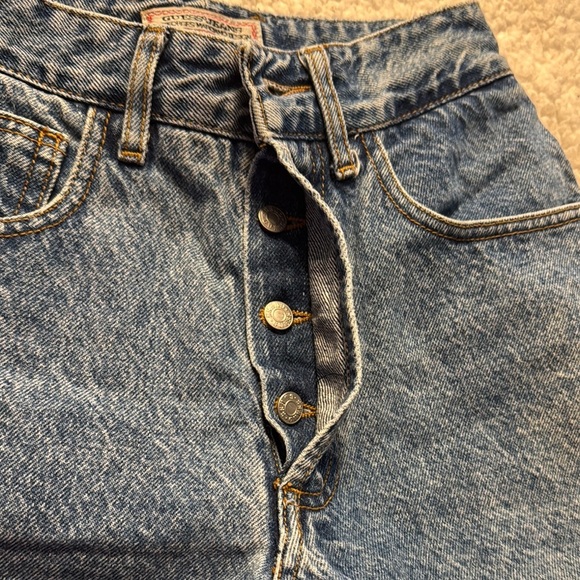 Guess Vintage 90’s Blue Jean Button Fly High-Waisted Rolled Cuff Shorts - Picture 3 of 5